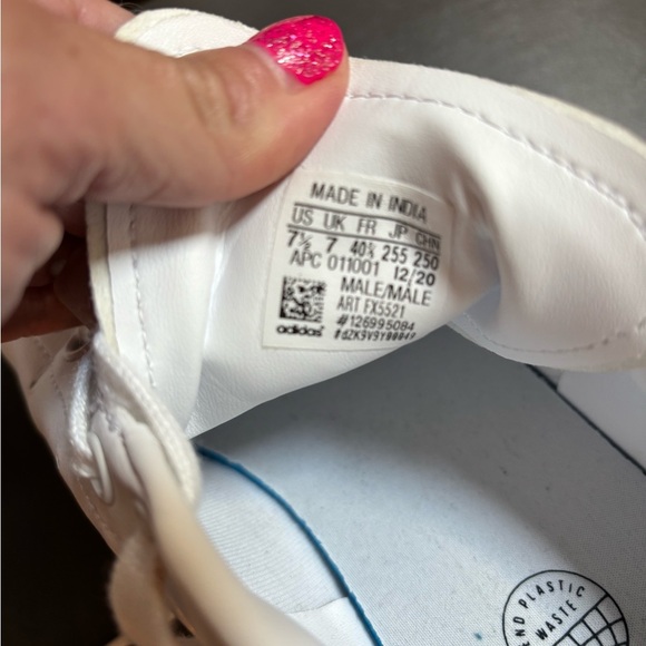 Adidas Stan Smith White and Navy Sneakers M 7.5 - Picture 7 of 9